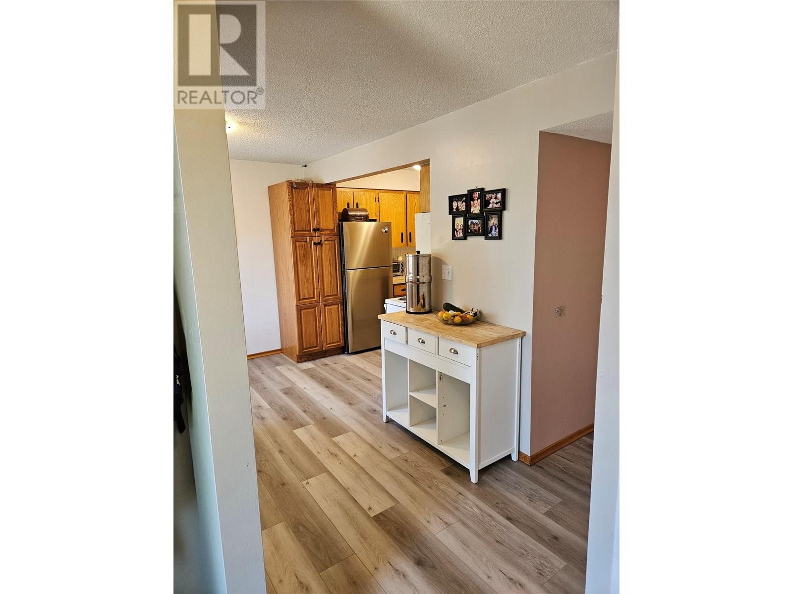 929 Dogwood Street, Creston