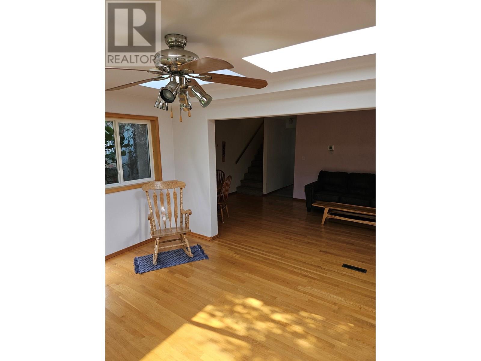929 Dogwood Street, Creston