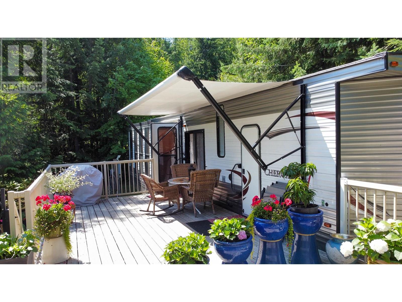 Photo 41 of 6240 Lake Street, Kaslo BC