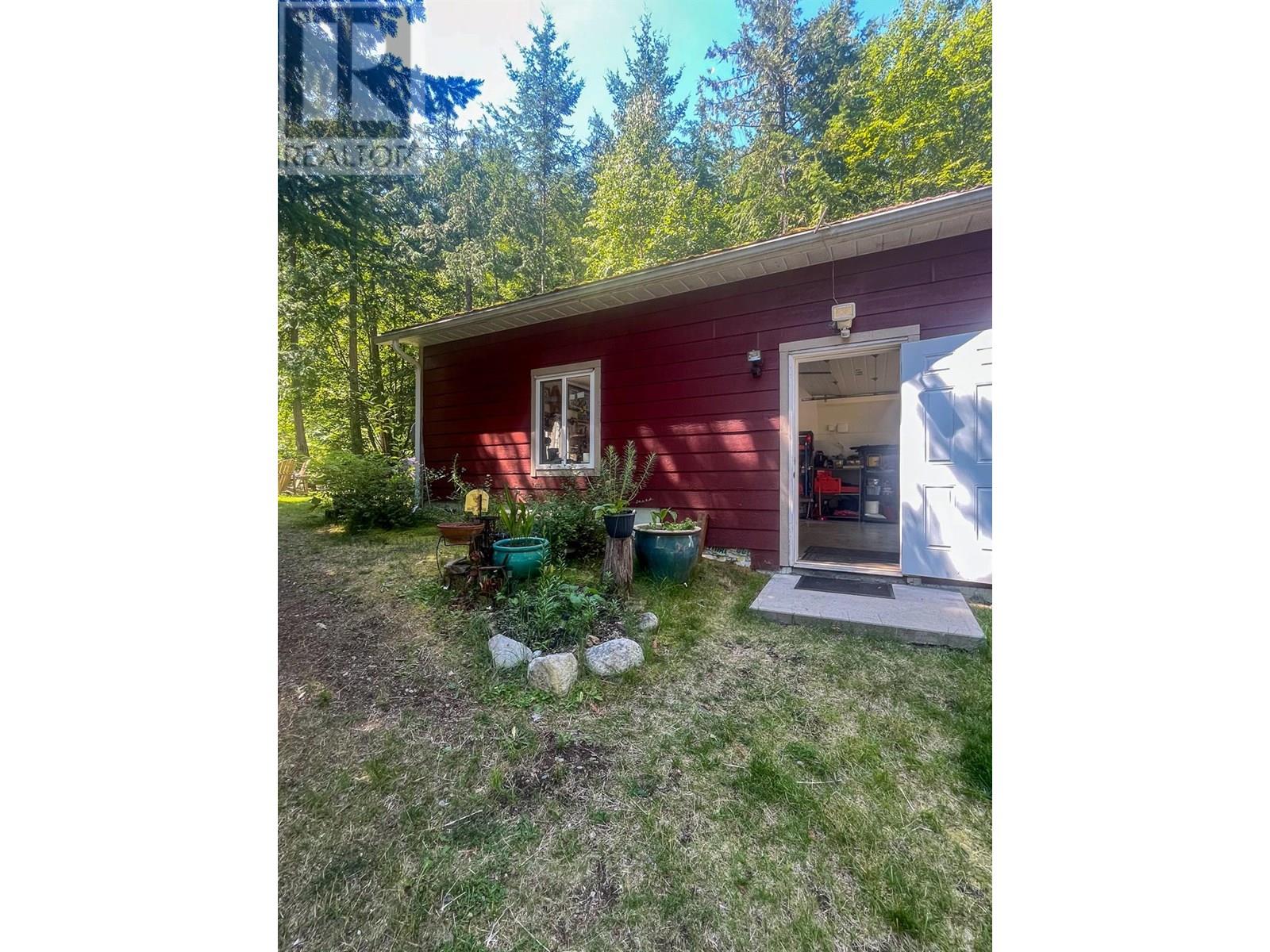 Photo 39 of 6240 Lake Street, Kaslo BC
