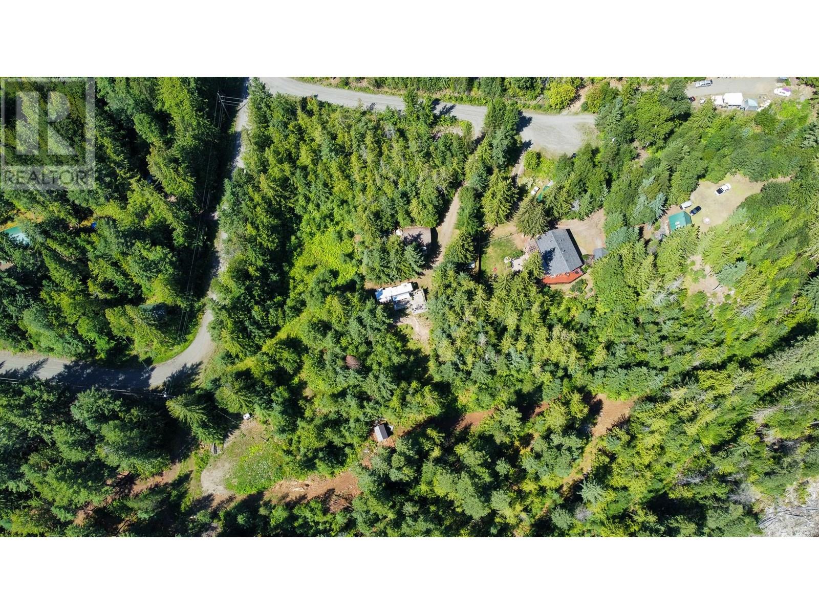 Photo 16 of 6240 Lake Street, Kaslo BC