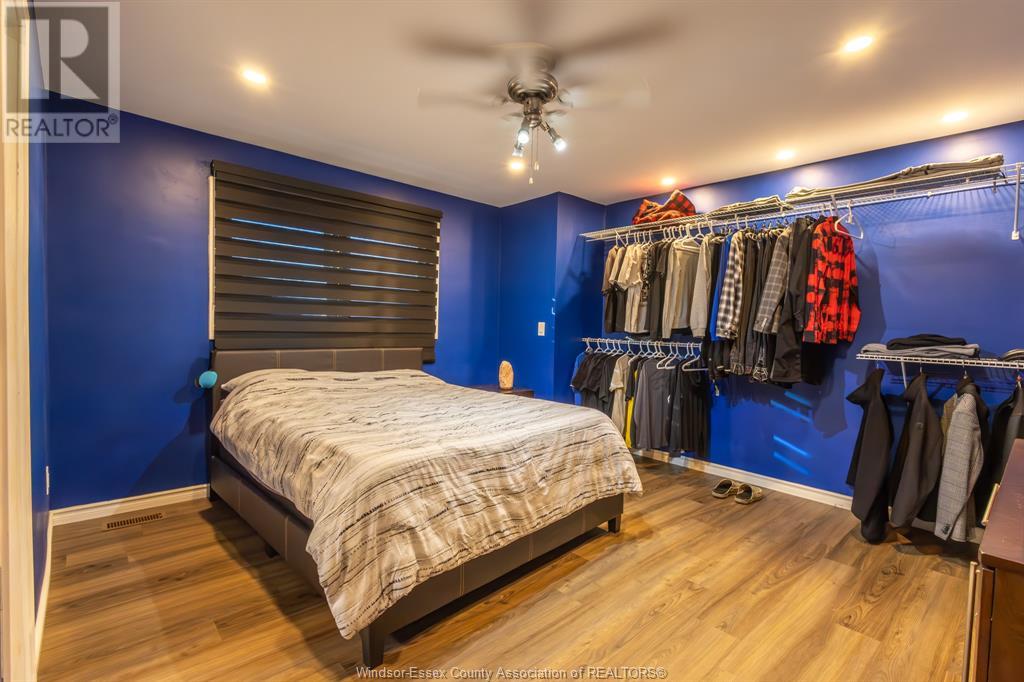 Photo 10 of 1695 Division Road North, Kingsville ON