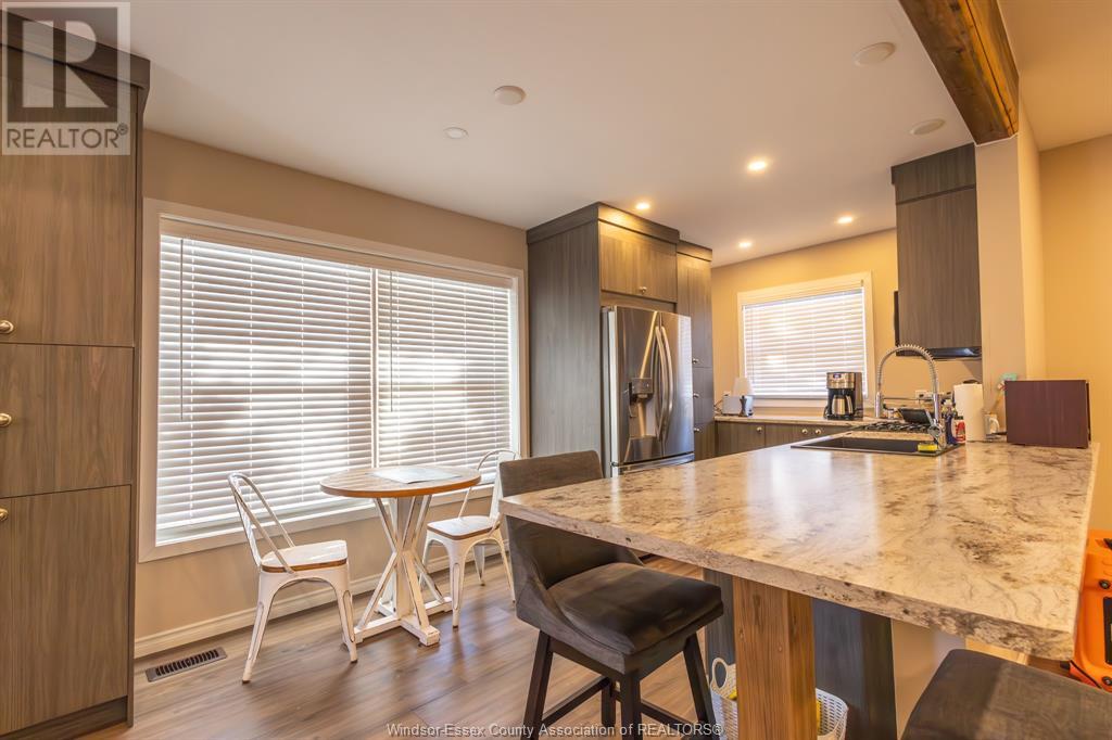 Photo 7 of 1695 Division Road North, Kingsville ON