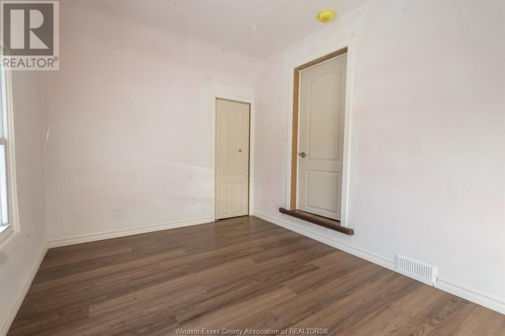 Photo 15 of 1695 Division Road North, Kingsville ON