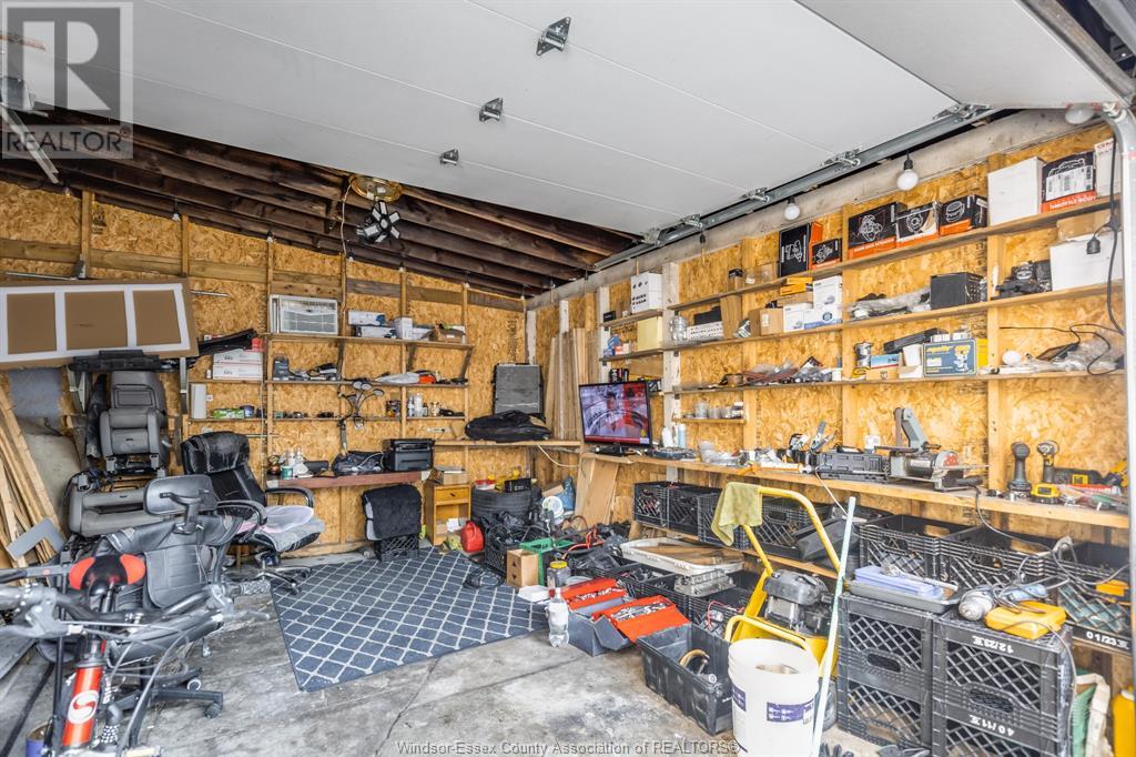 Photo 20 of 868 Tuscarora, Windsor ON