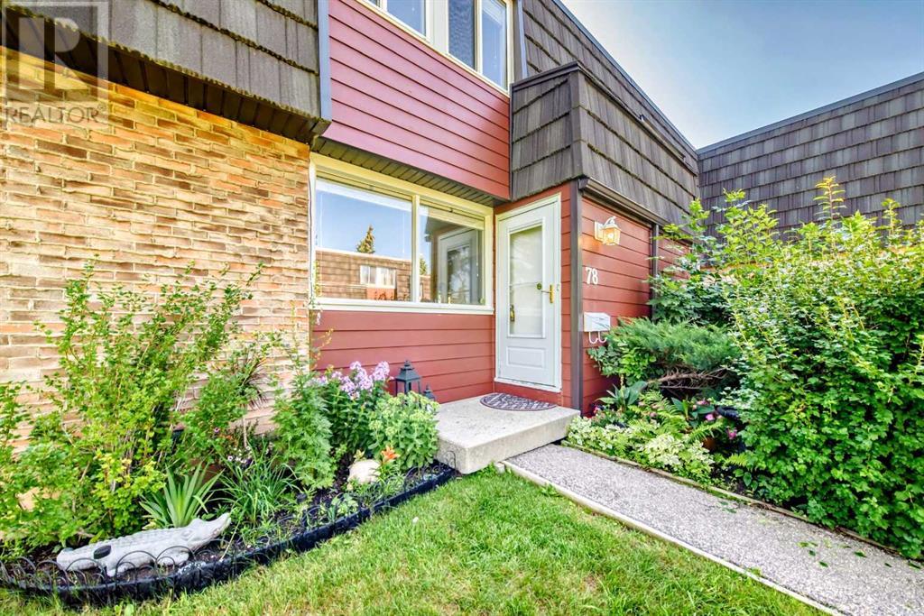 Single Family House for Sale in   Galbraith Drive SW Glamorgan Calgary 