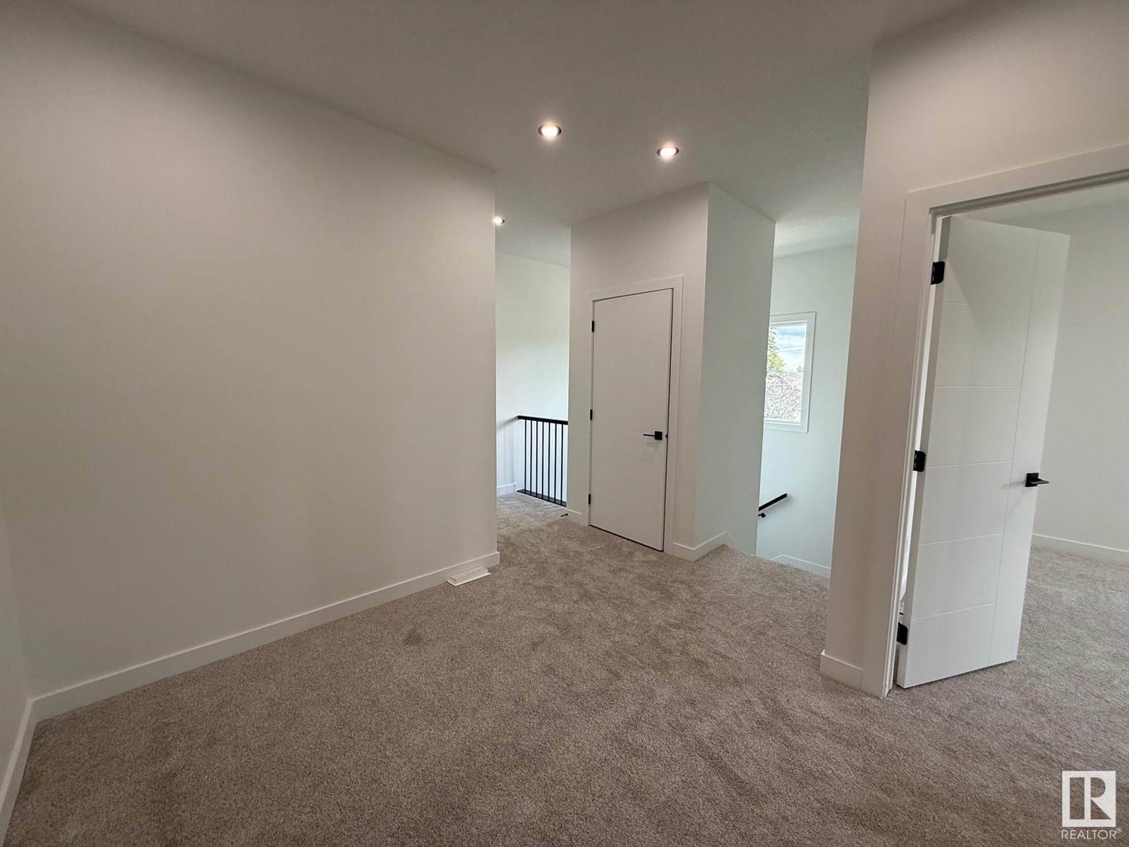 Photo 15 of 4912 46 St, Beaumont AB