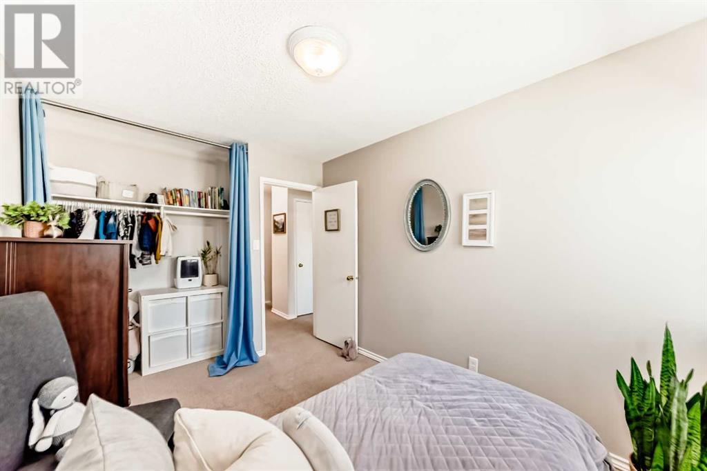 Single Family House for Sale in   Galbraith Drive SW Glamorgan Calgary 