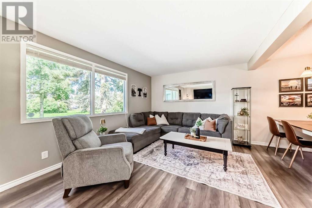 Single Family House for Sale in   Galbraith Drive SW Glamorgan Calgary 