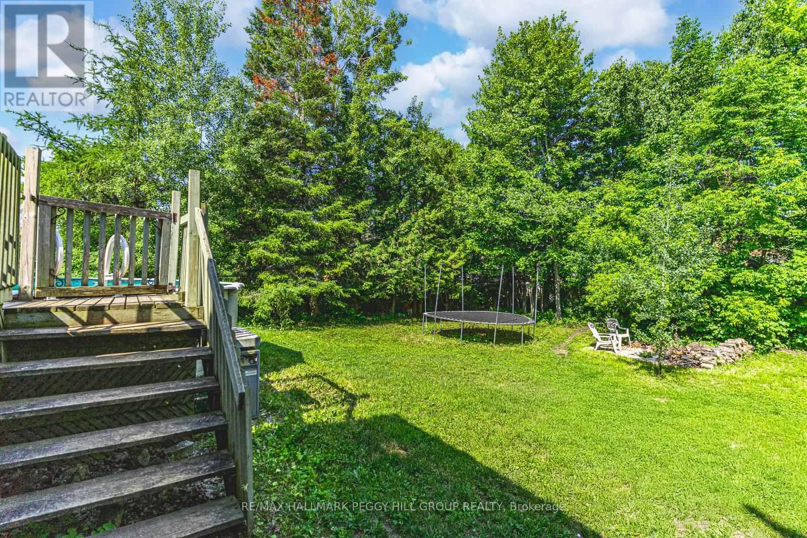 Photo 5 of 26 Royal Beech Drive, Wasaga Beach ON