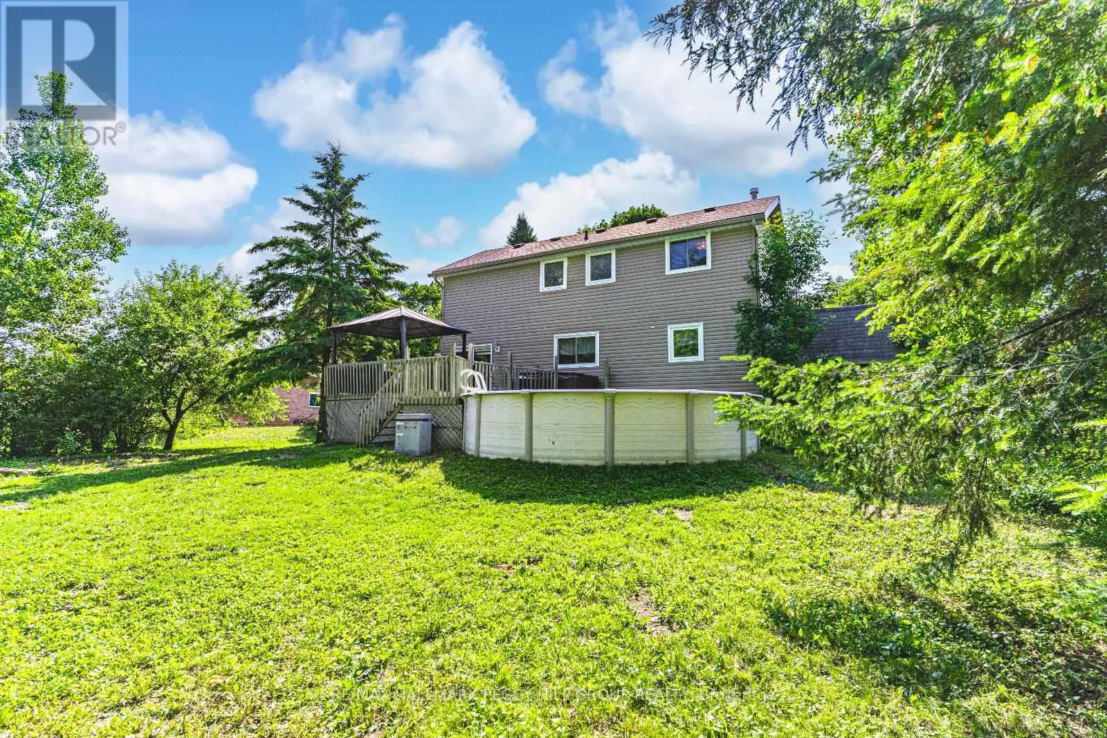 Photo 25 of 26 Royal Beech Drive, Wasaga Beach ON