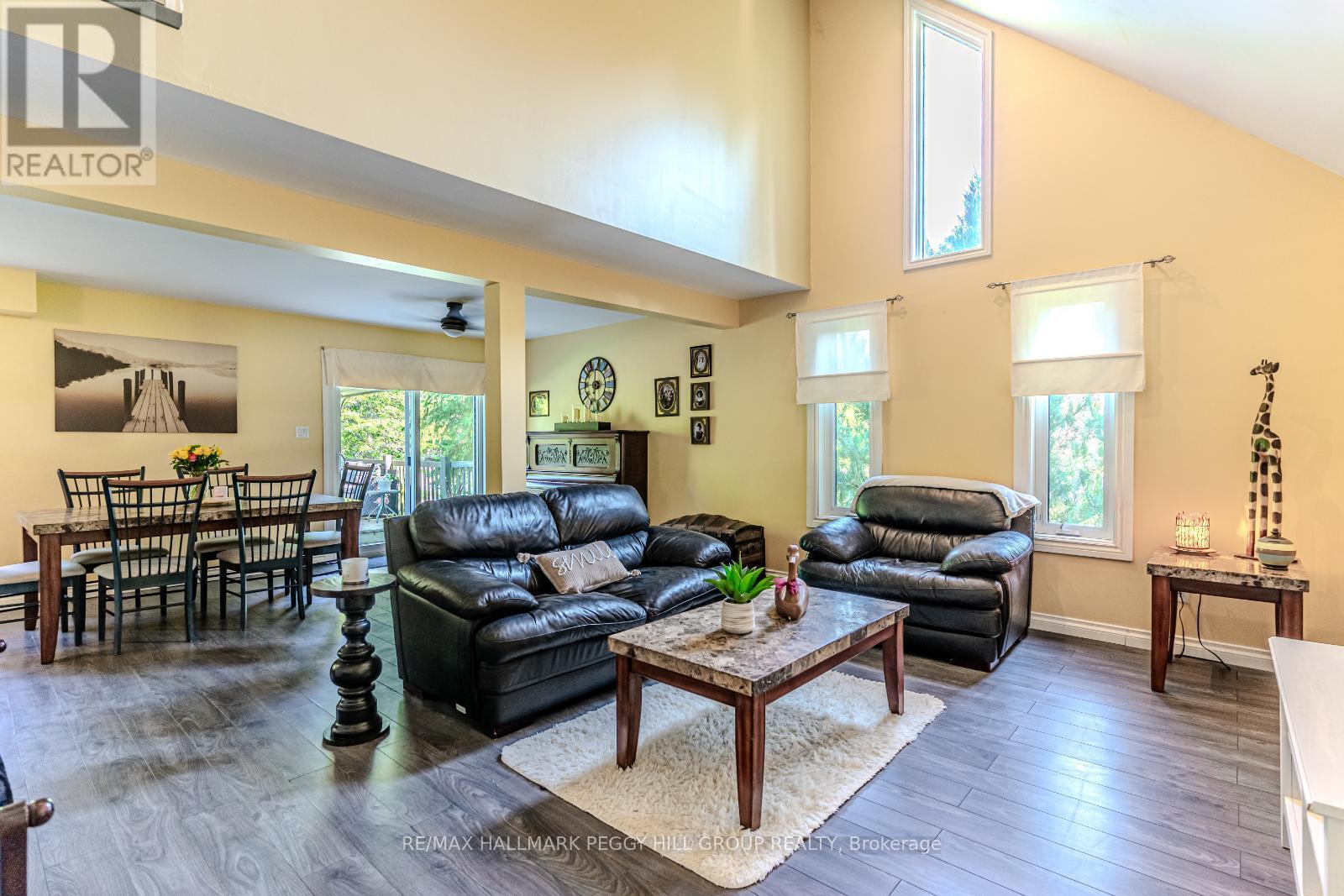 Photo 12 of 26 Royal Beech Drive, Wasaga Beach ON
