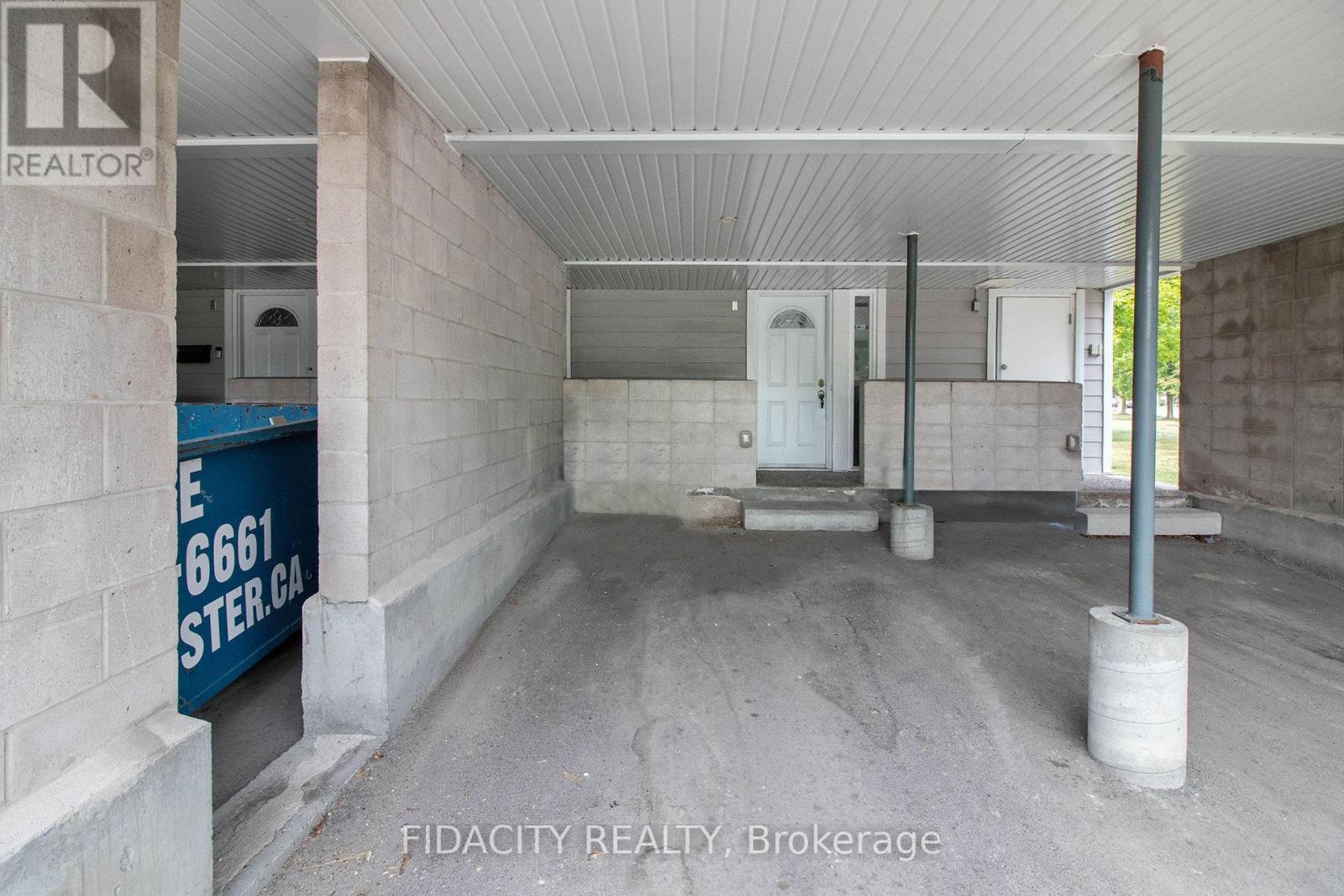 Photo 19 of 180 825 Cahill Drive W, Ottawa ON