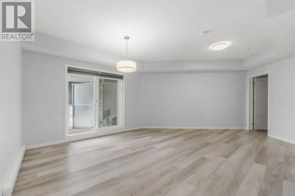 Photo 11 of 319 40 Carrington Plaza Nw, Calgary AB