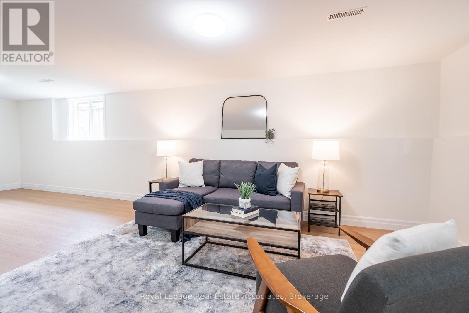 Photo 32 of 3348 Hannibal Road, Burlington ON