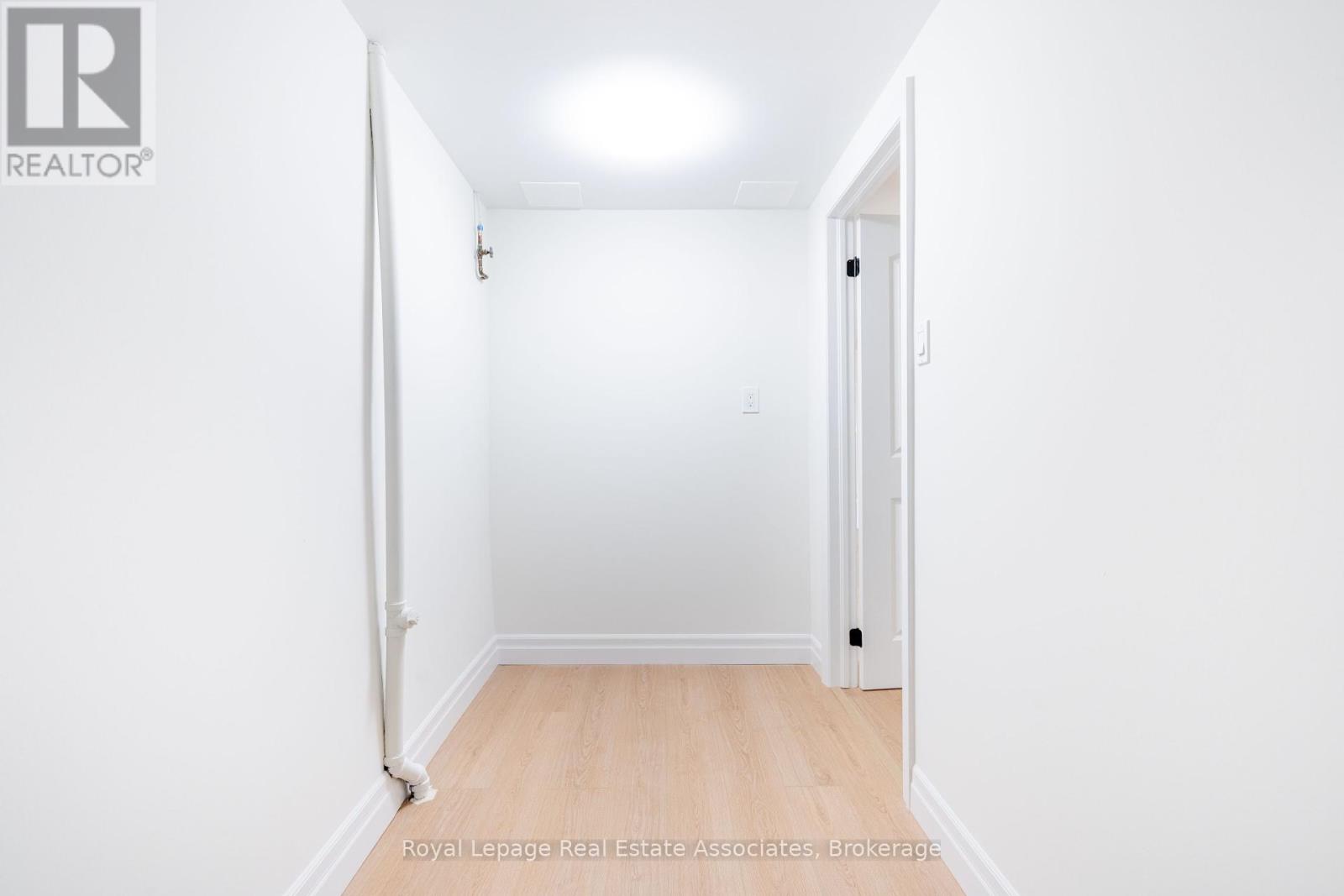 Photo 37 of 3348 Hannibal Road, Burlington ON