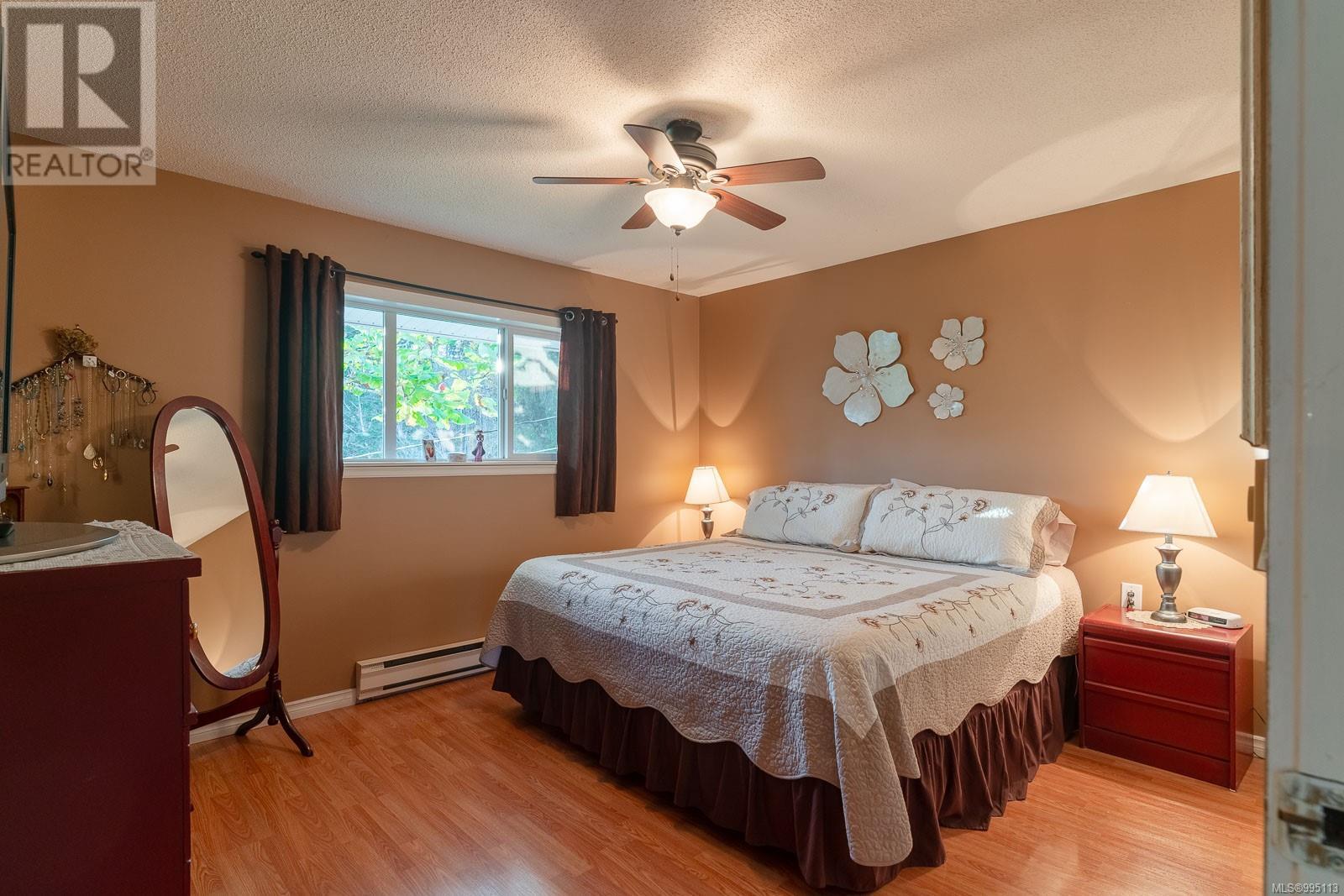 5854 Strathcona St, Port Alberni