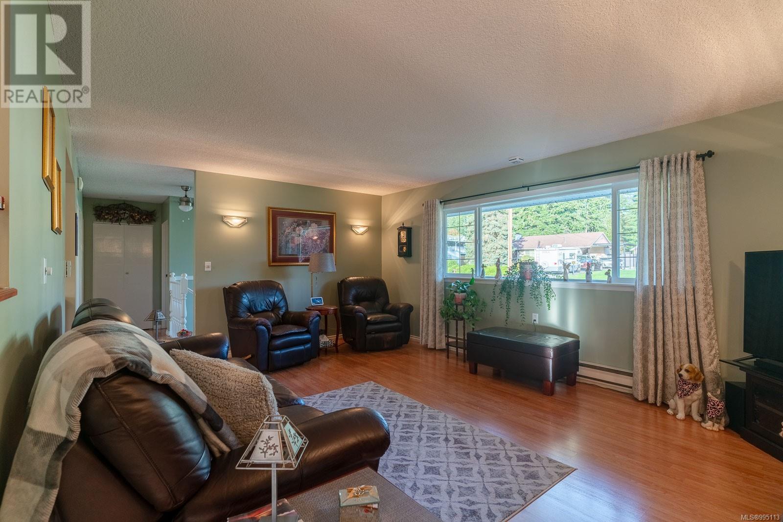 5854 Strathcona St, Port Alberni
