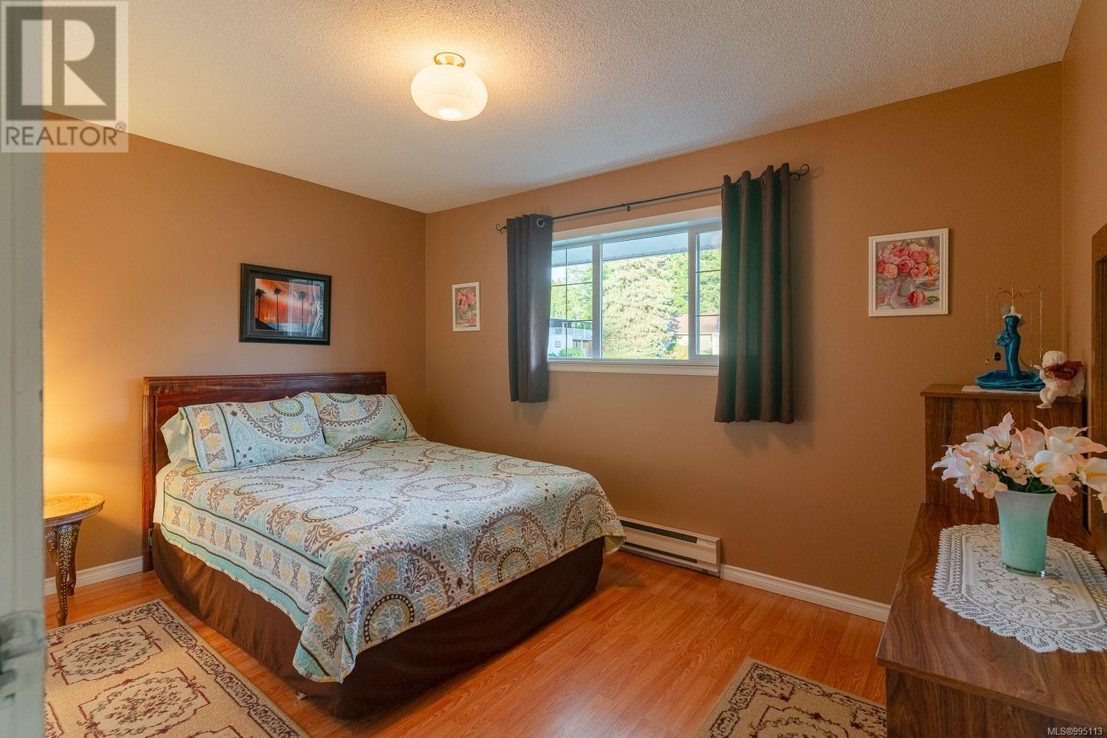 5854 Strathcona St, Port Alberni