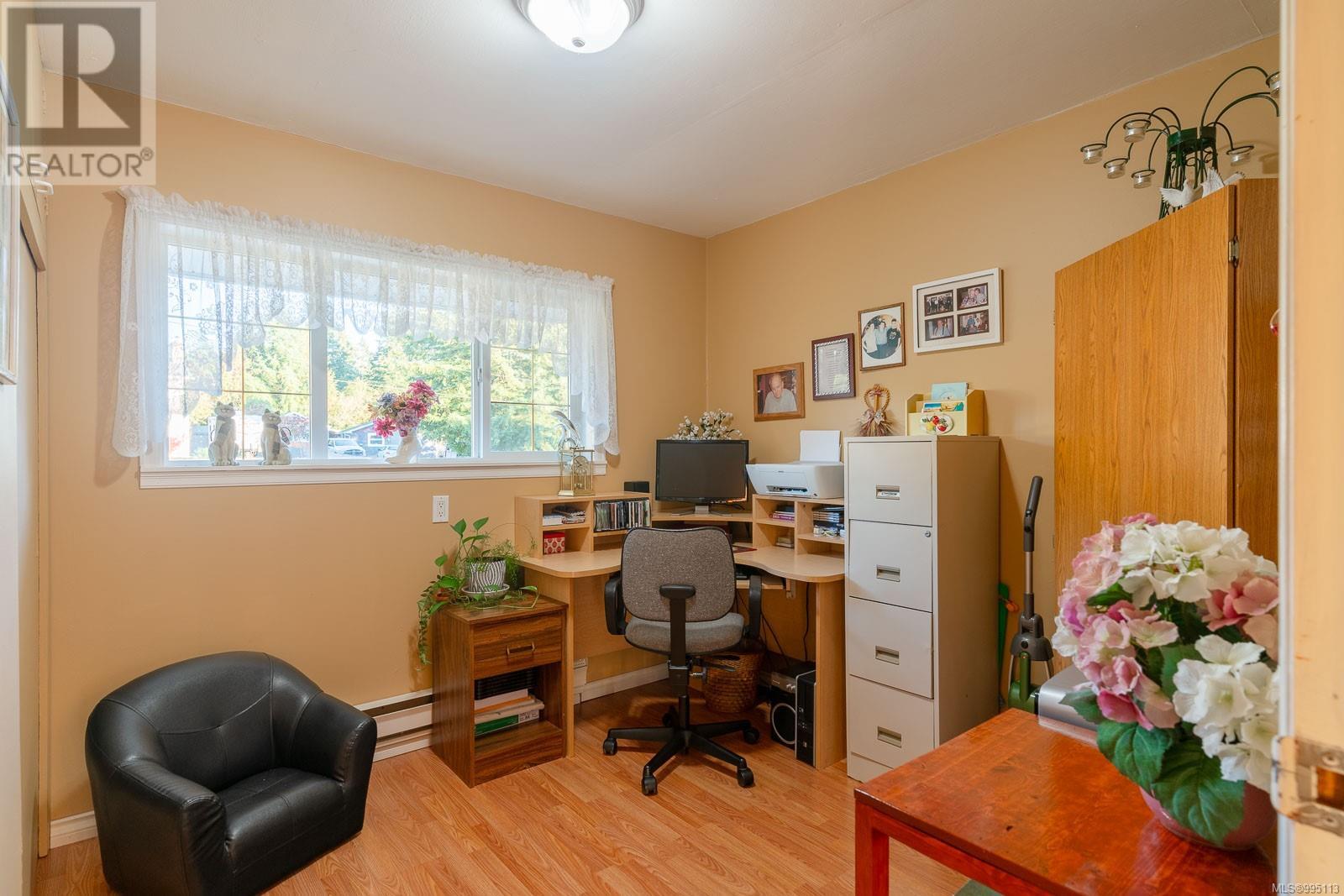 5854 Strathcona St, Port Alberni