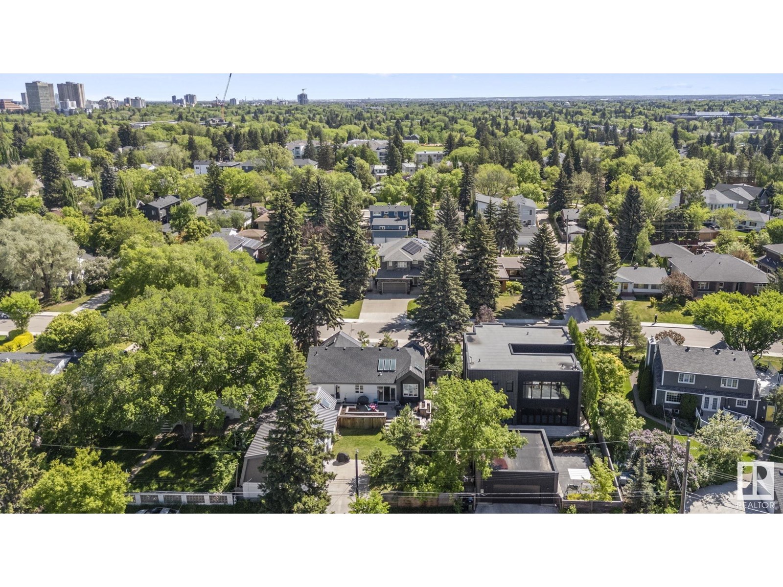 Photo 49 of 7222 119 St Nw, Edmonton AB
