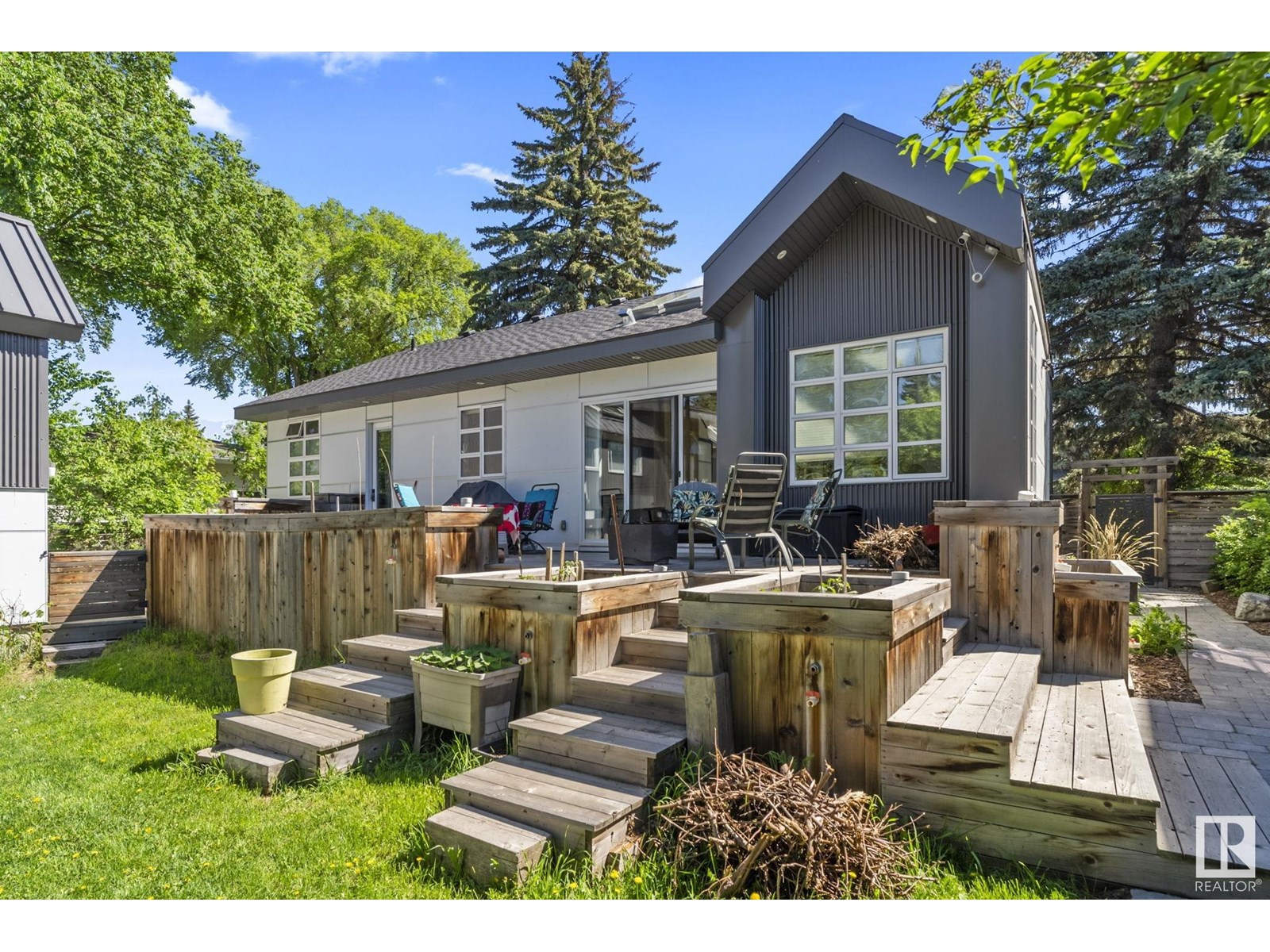 Photo 57 of 7222 119 St Nw, Edmonton AB
