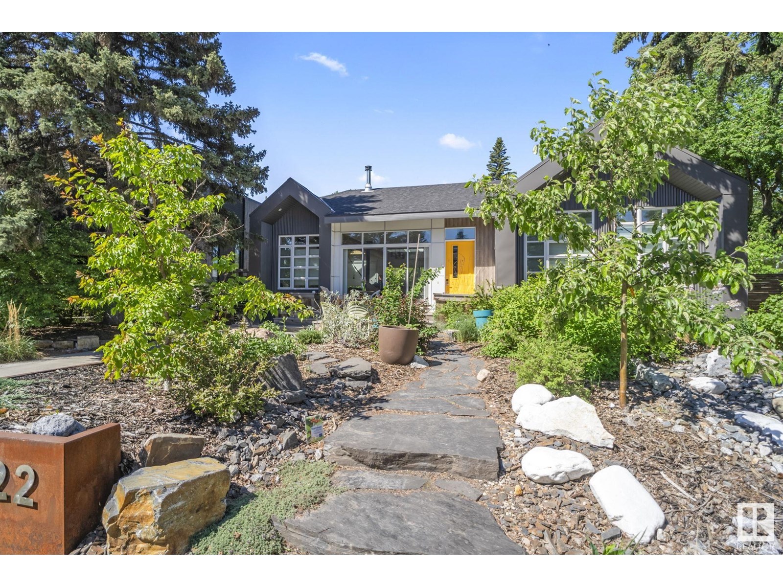 Photo 69 of 7222 119 St Nw, Edmonton AB