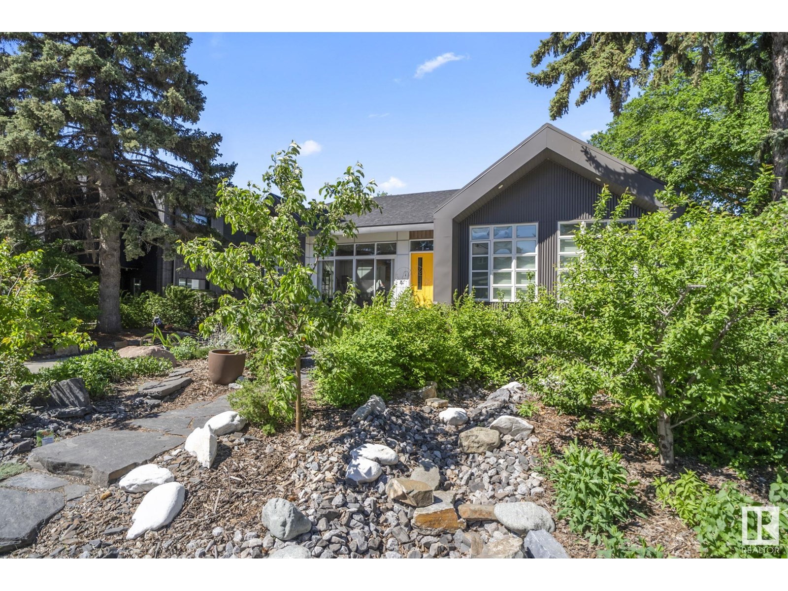 Photo 70 of 7222 119 St Nw, Edmonton AB