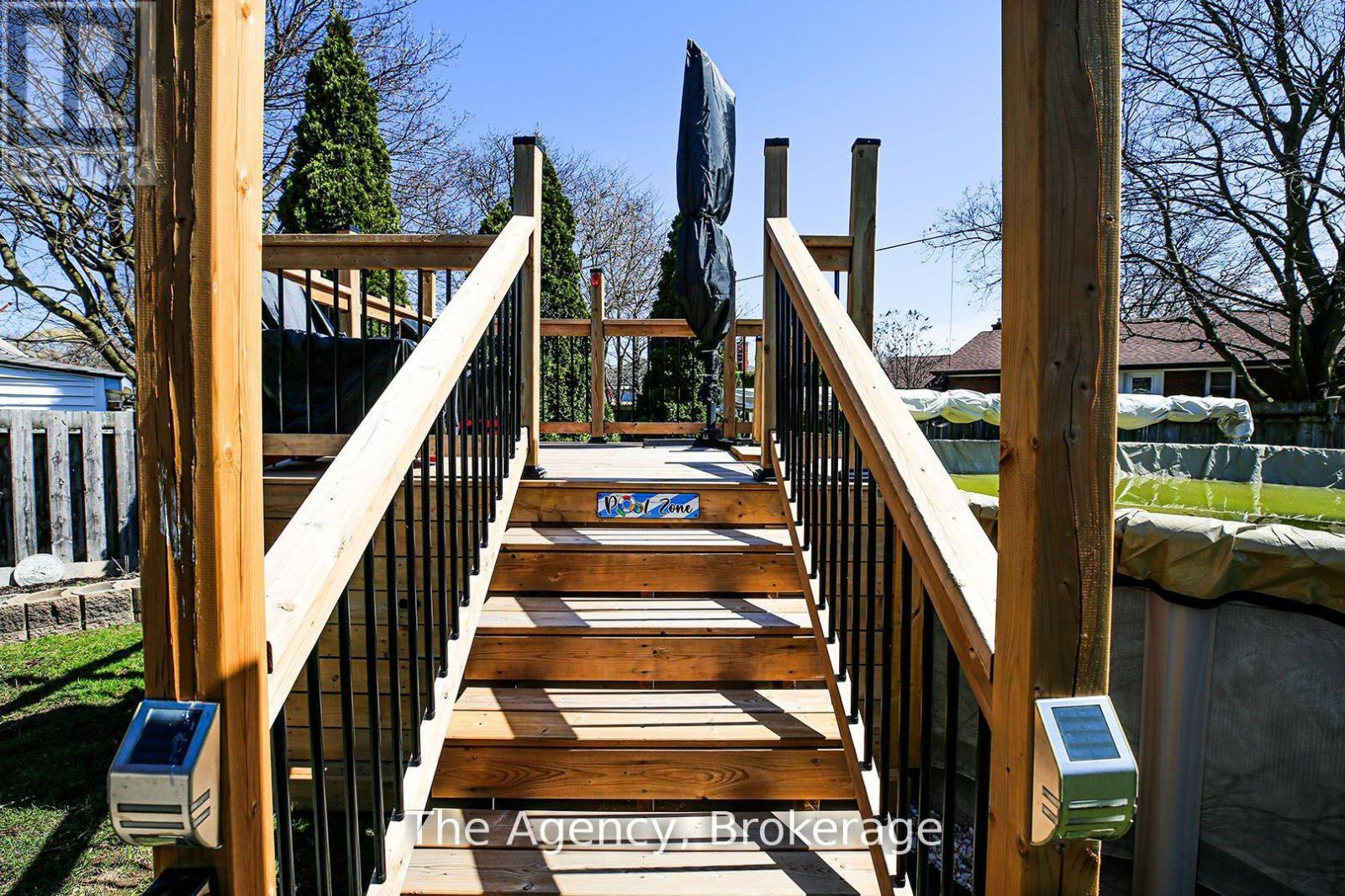 Photo 20 of 14 Heywood Avenue, St Catharines ON