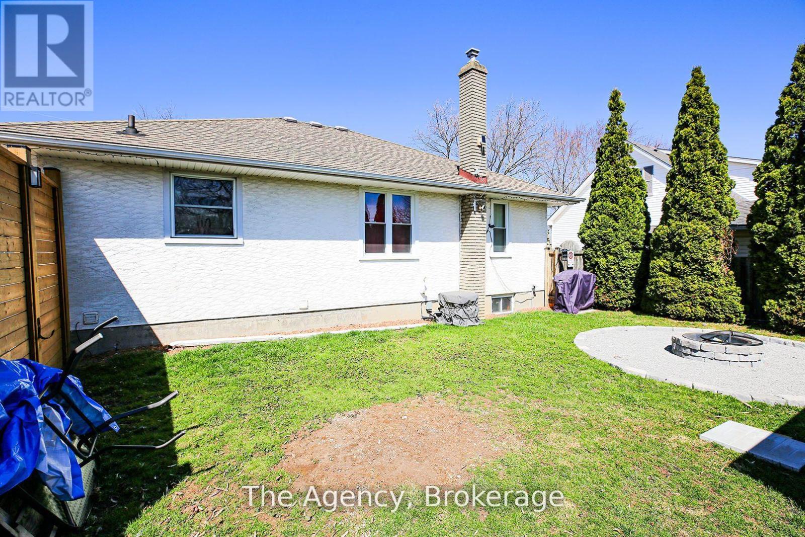Photo 21 of 14 Heywood Avenue, St Catharines ON