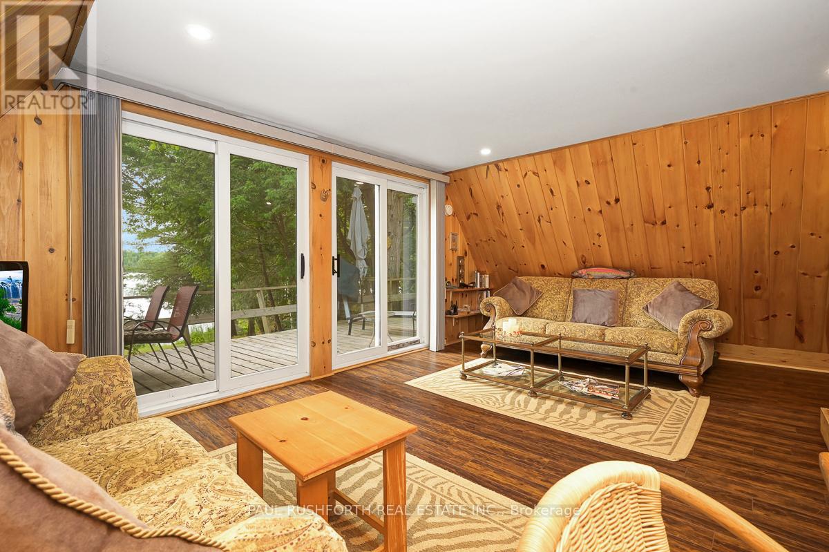 Photo 15 of 1459 Peneshula Road, Lanark Highlands ON
