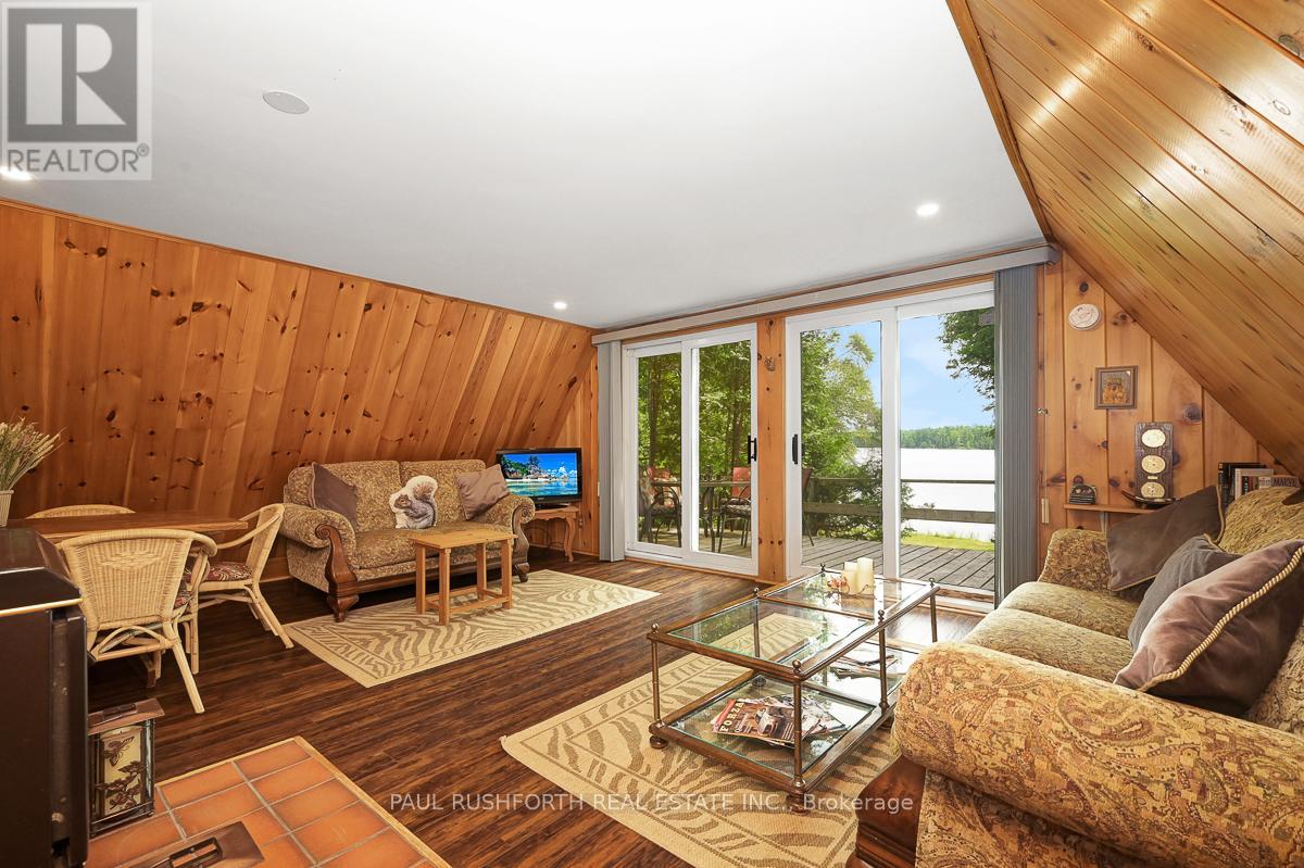 Photo 12 of 1459 Peneshula Road, Lanark Highlands ON