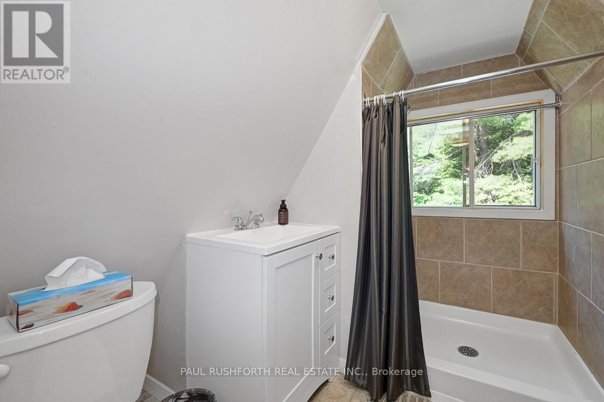 Photo 2 of 1459 Peneshula Road, Lanark Highlands ON