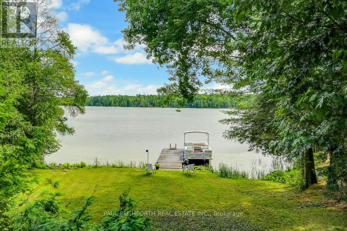 Photo 28 of 1459 Peneshula Road, Lanark Highlands ON