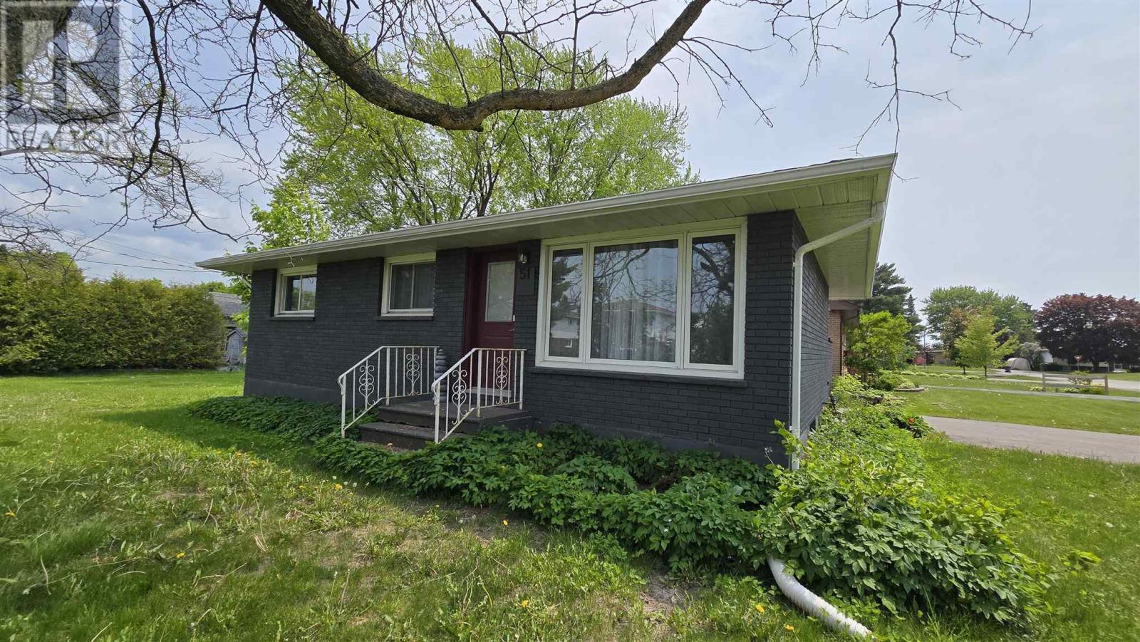 Photo 1 of 51 Capp Ave, Sault Ste Marie ON