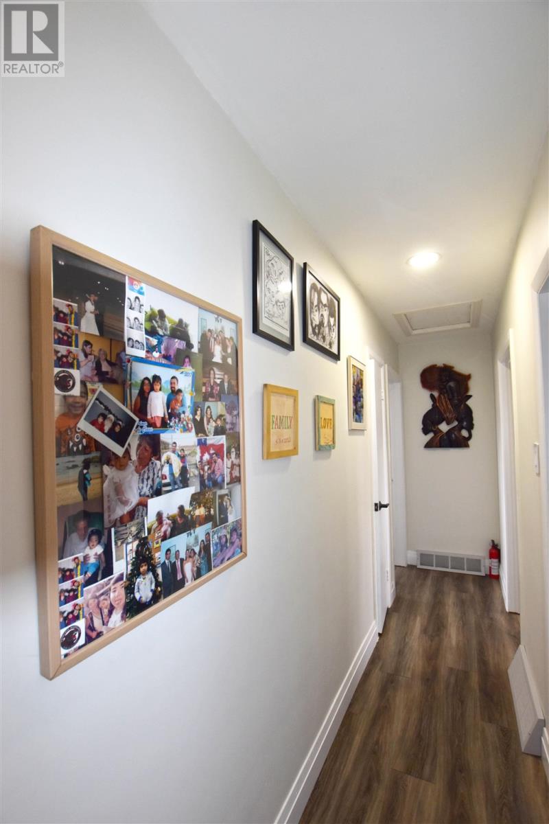 Photo 18 of 51 Capp Ave, Sault Ste Marie ON