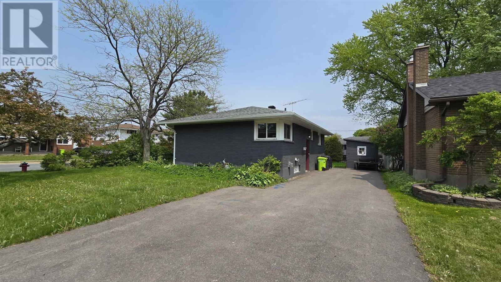 Photo 5 of 51 Capp Ave, Sault Ste Marie ON
