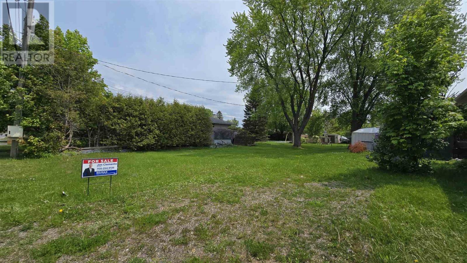 Photo 41 of 51 Capp Ave, Sault Ste Marie ON