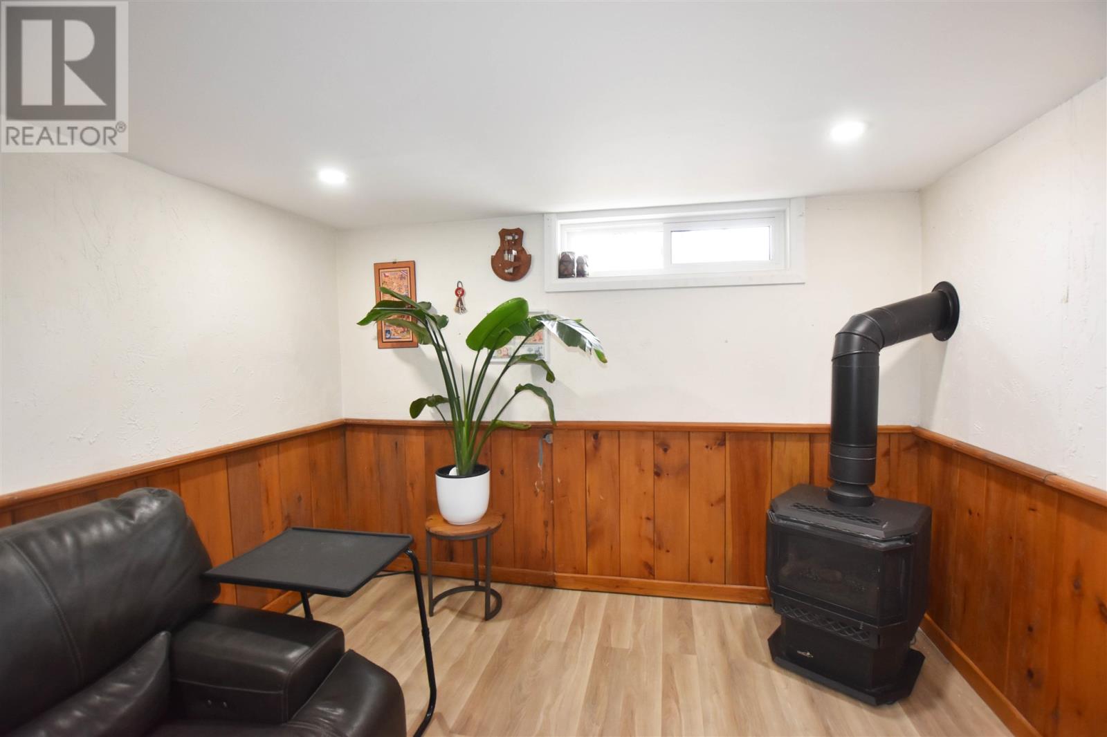 Photo 31 of 51 Capp Ave, Sault Ste Marie ON