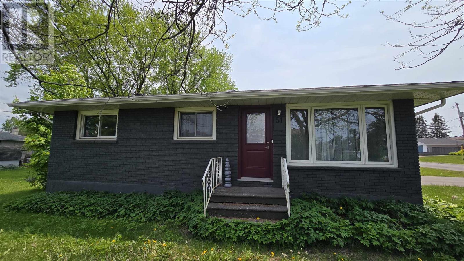 Photo 2 of 51 Capp Ave, Sault Ste Marie ON
