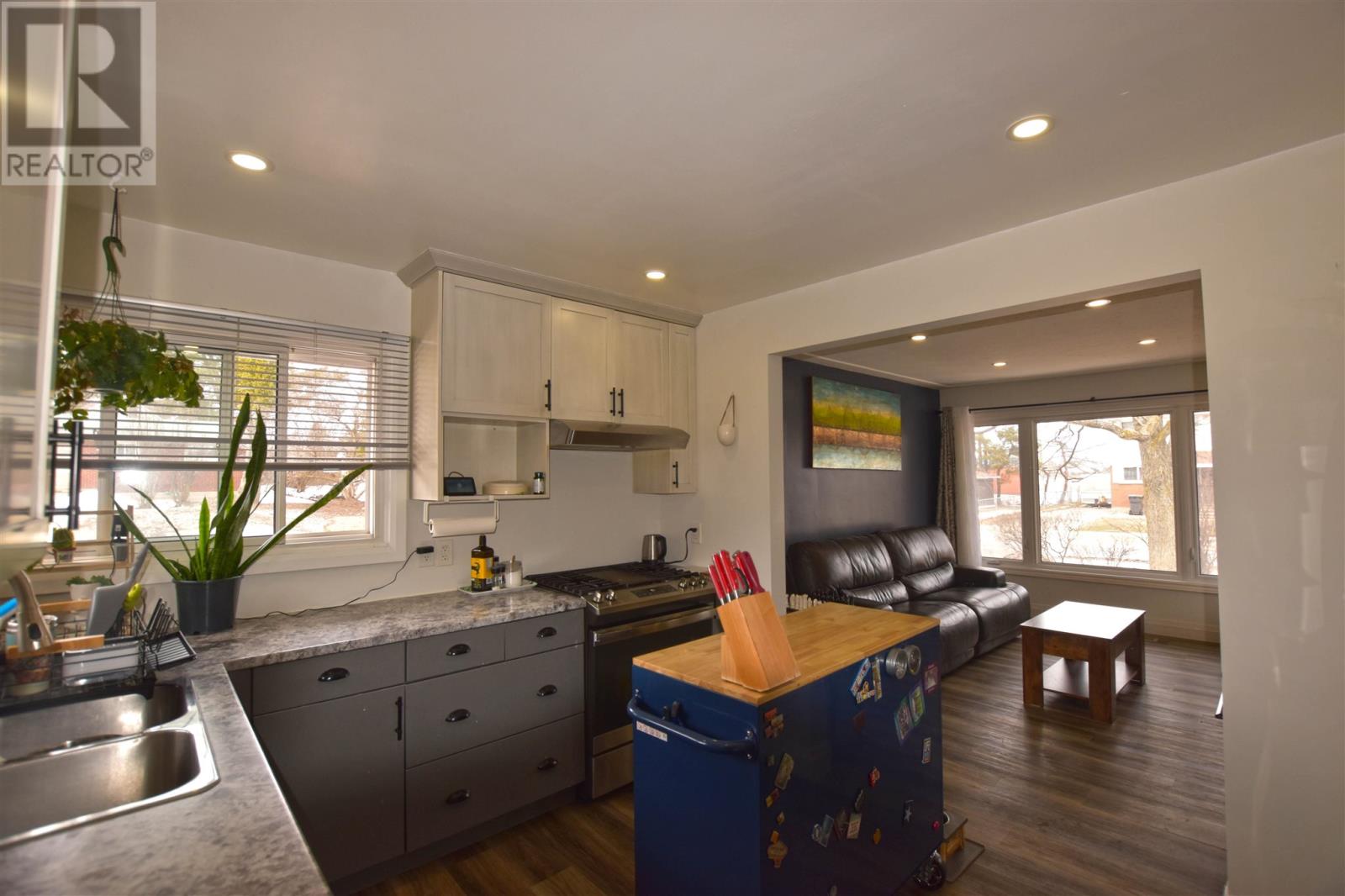Photo 16 of 51 Capp Ave, Sault Ste Marie ON