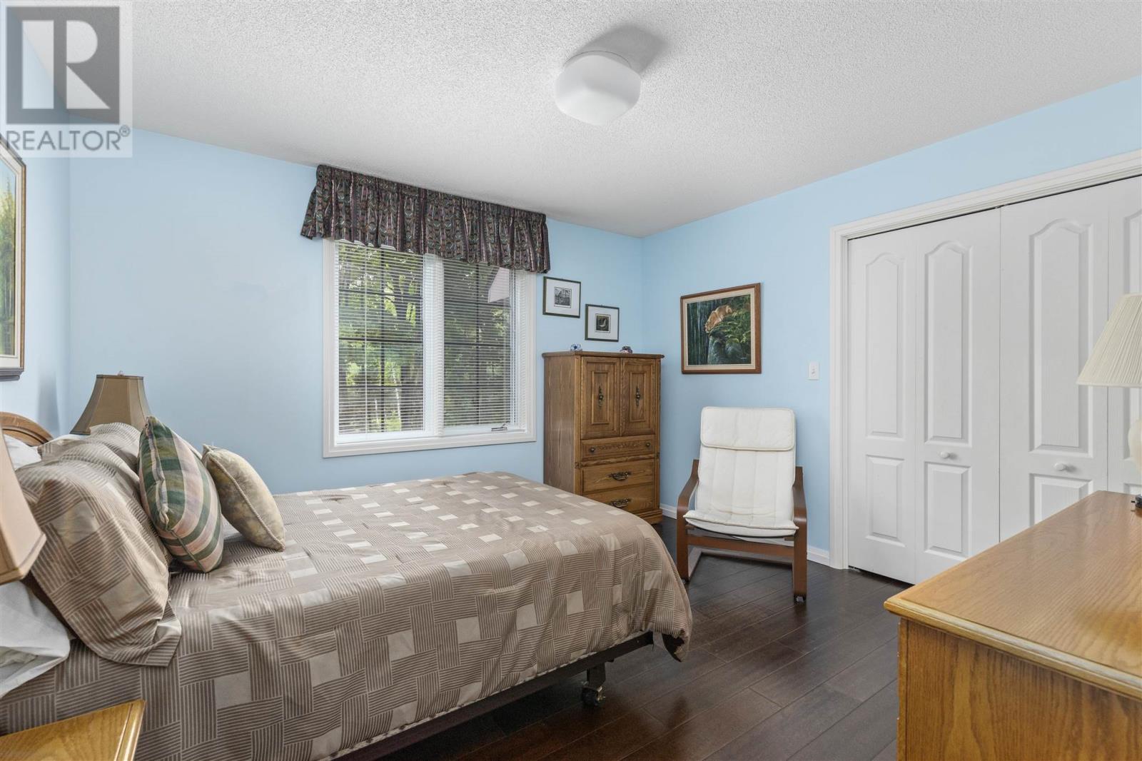 Photo 26 of 1409 Littleton St, Richards Landing ON