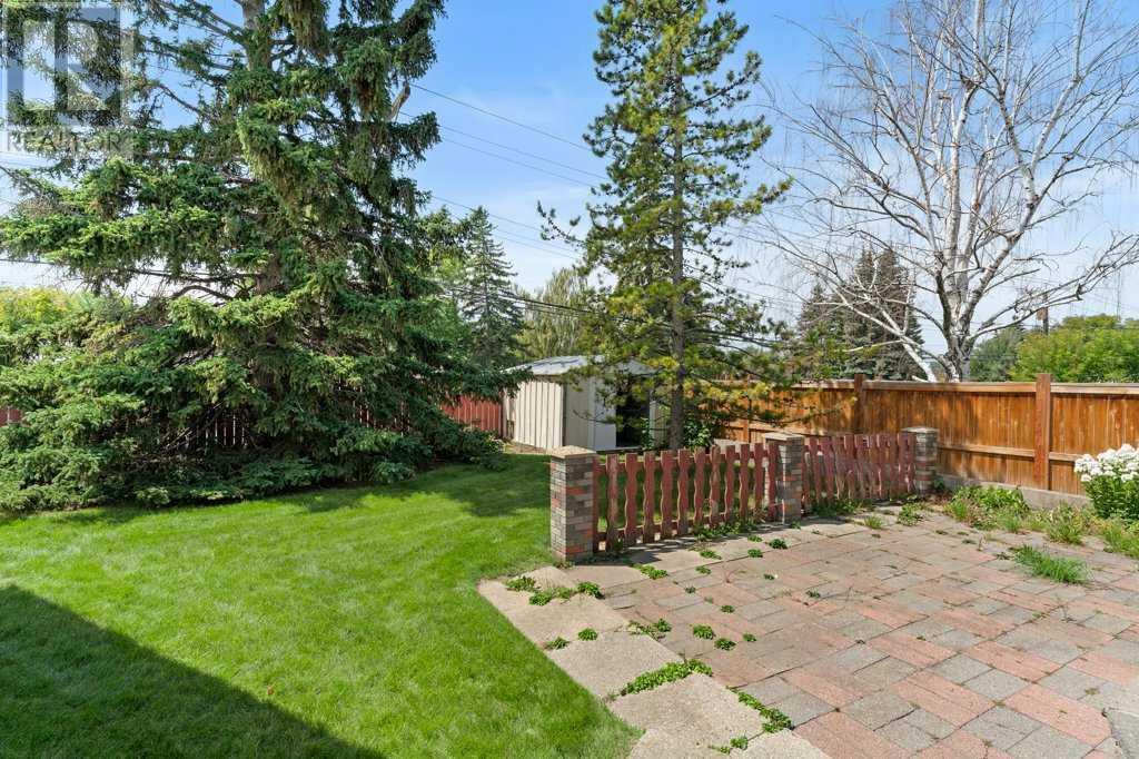 Single Family House Bungalow for Sale in  Ferncliff Crescent SE Fairview Calgary 