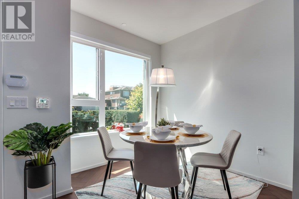 153 785 W 49TH AVENUE, Vancouver