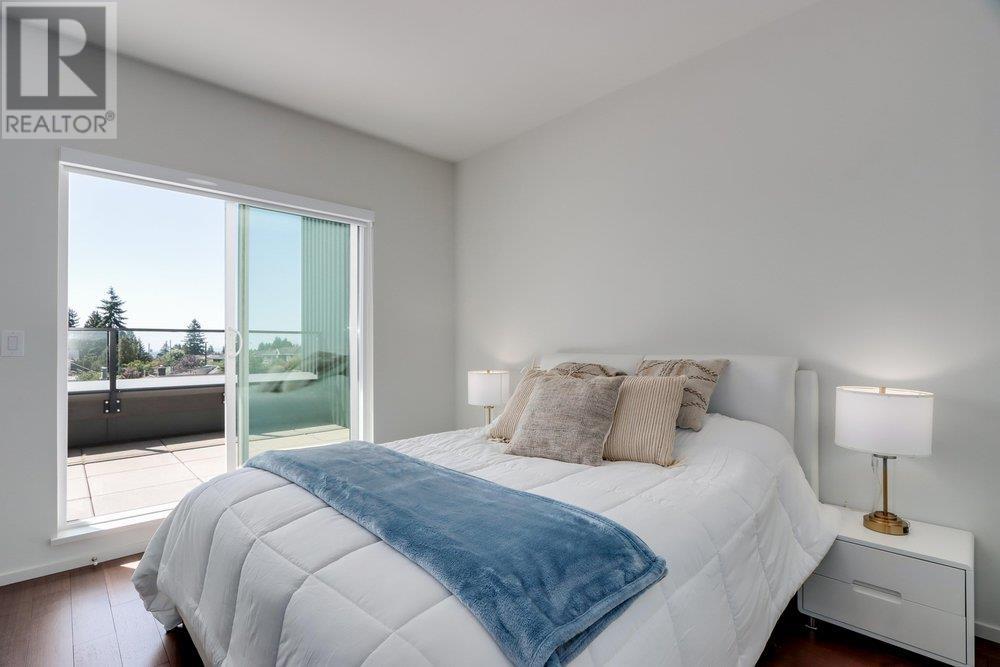 153 785 W 49TH AVENUE, Vancouver