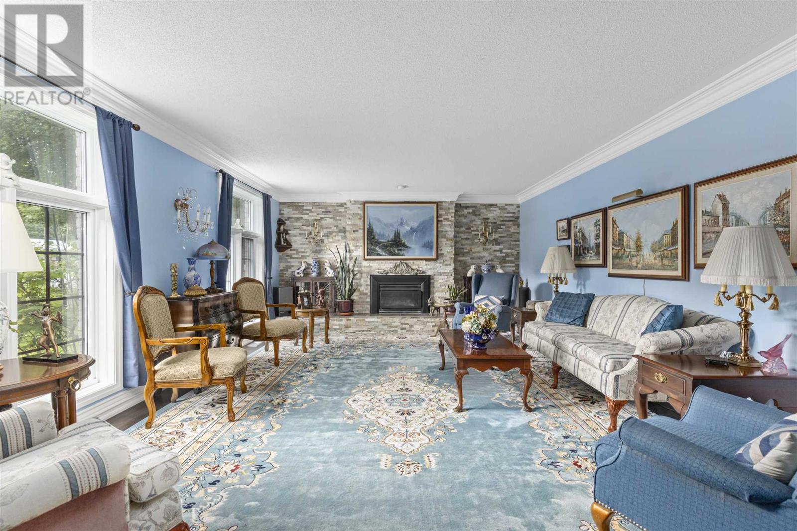 Photo 5 of 1409 Littleton St, Richards Landing ON