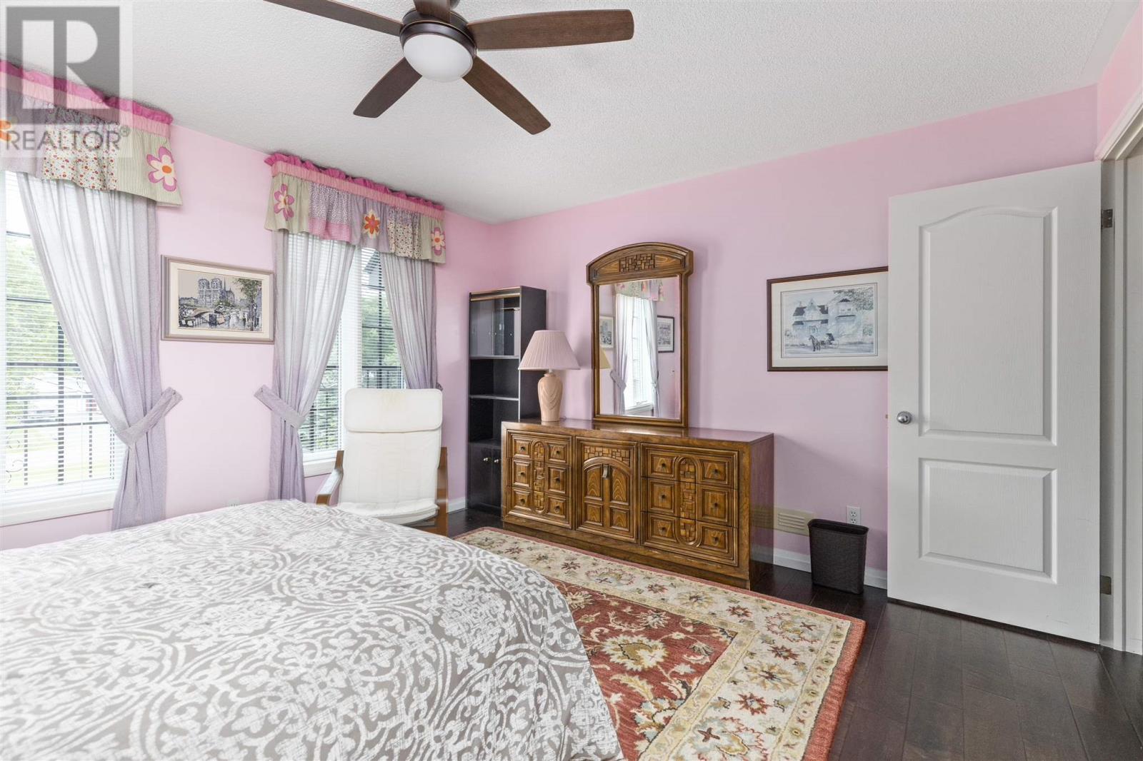 Photo 31 of 1409 Littleton St, Richards Landing ON