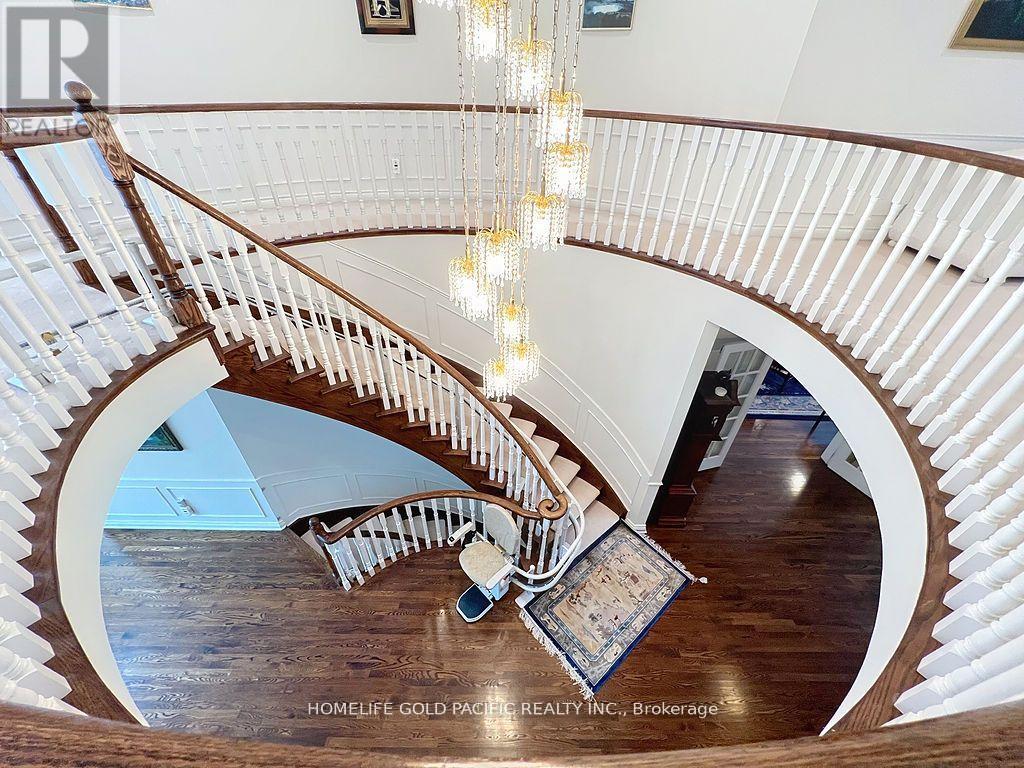 Photo 26 of 9 Gardiner Crescent, Richmond Hill ON