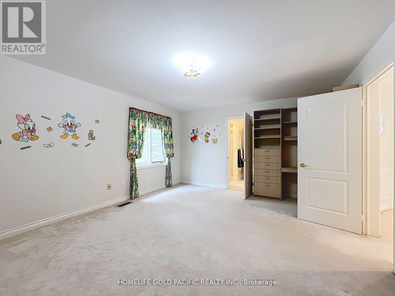 Photo 34 of 9 Gardiner Crescent, Richmond Hill ON
