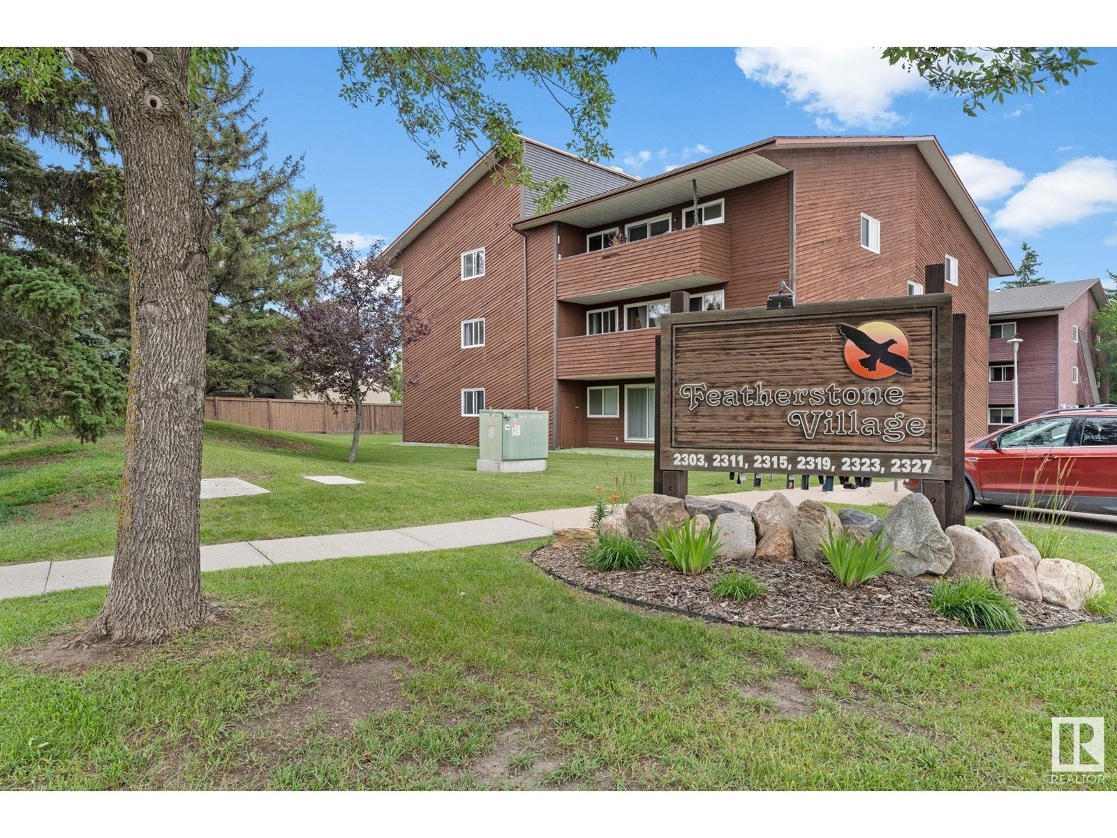 Photo 2 of 311 2315 119 St Nw, Edmonton AB